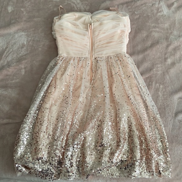 Pink dress - Picture 2 of 2